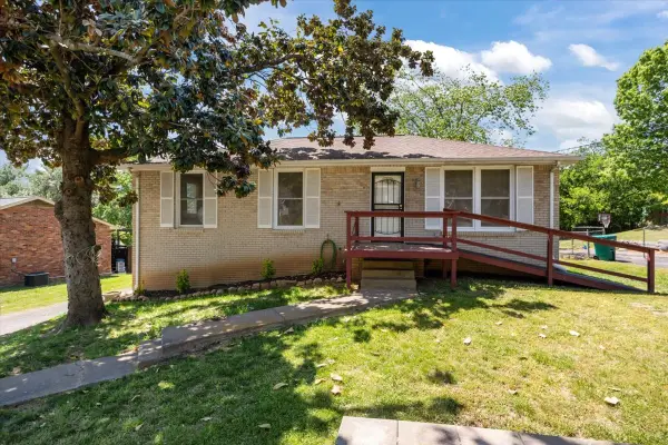 633 Hicks Rd, Nashville, TN 37221