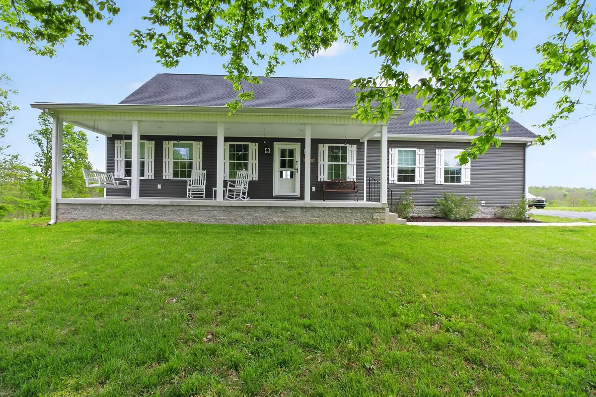 1885 Oak Grove Rd, Red Boiling Springs, TN 37150 - #1