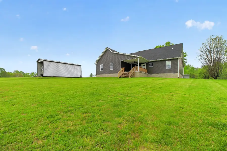 1885 Oak Grove Rd, Red Boiling Springs, TN 37150 - #2