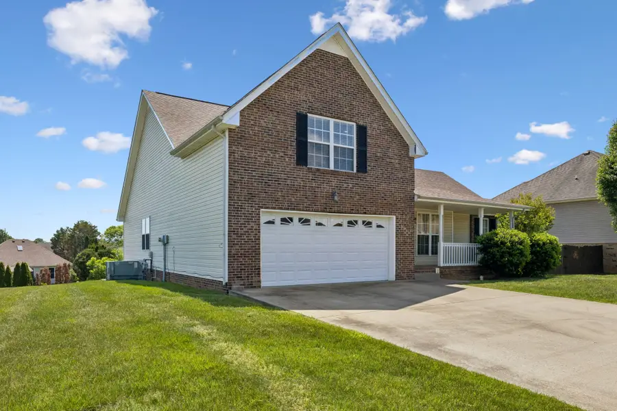 688 Fallbrook Ln, Clarksville, TN 37040 - #3