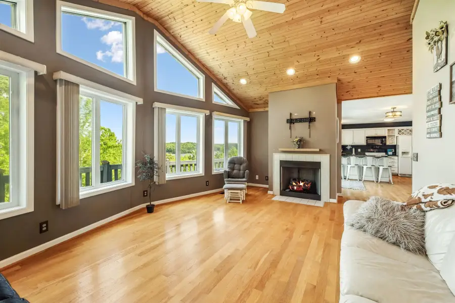 465 Turtle Point Ln, Waverly, TN 37185 - #3