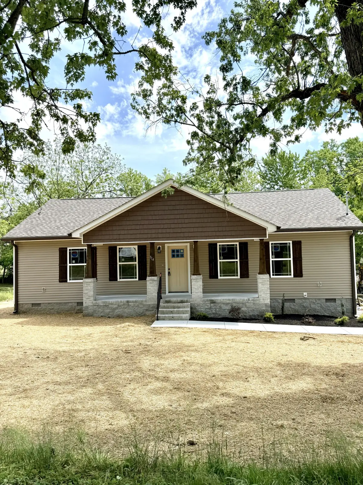 314 Spring St, Wartrace, TN 37183 - #1