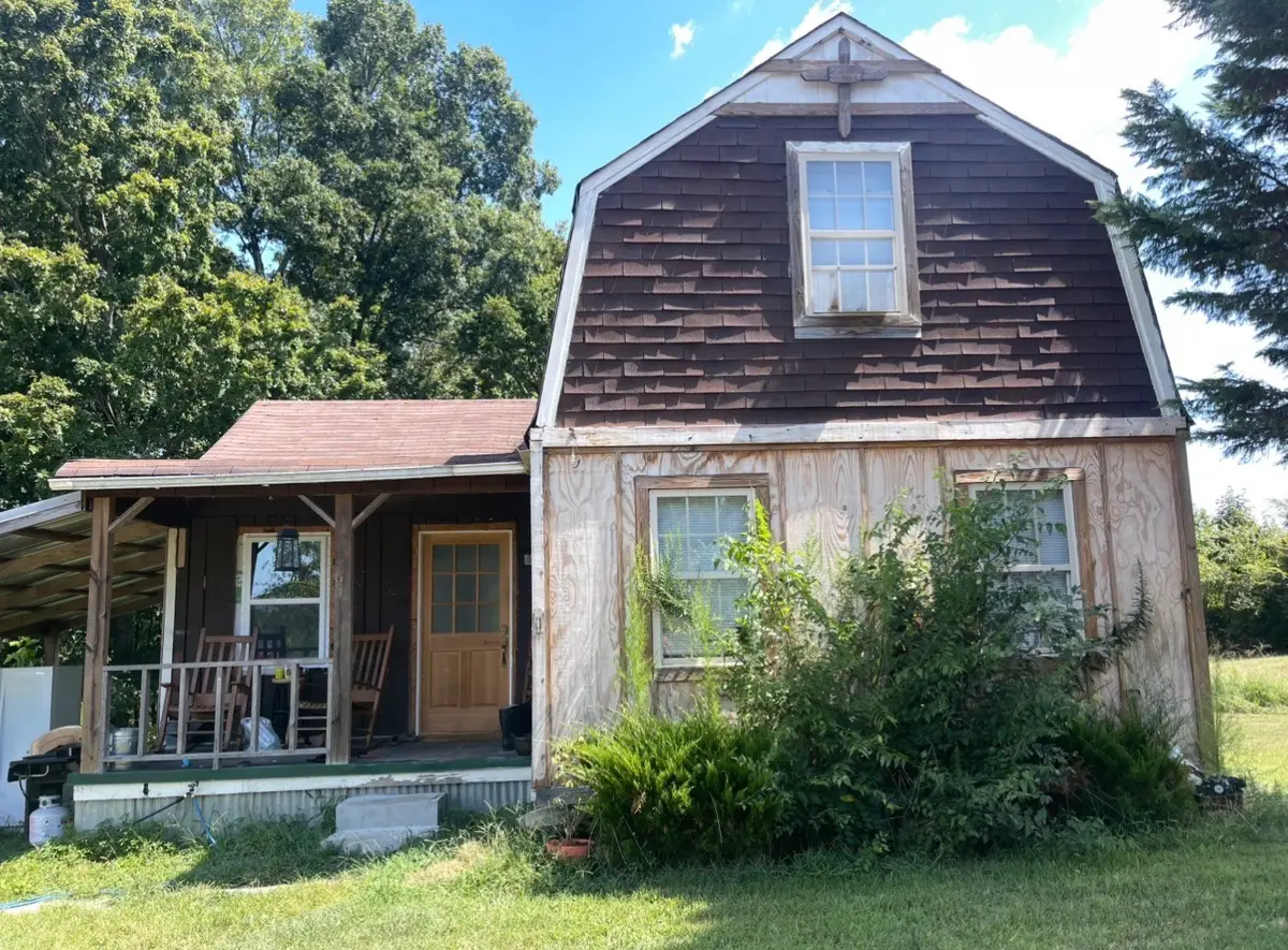 374 State Line Rd, Loretto, TN 38469 - #1