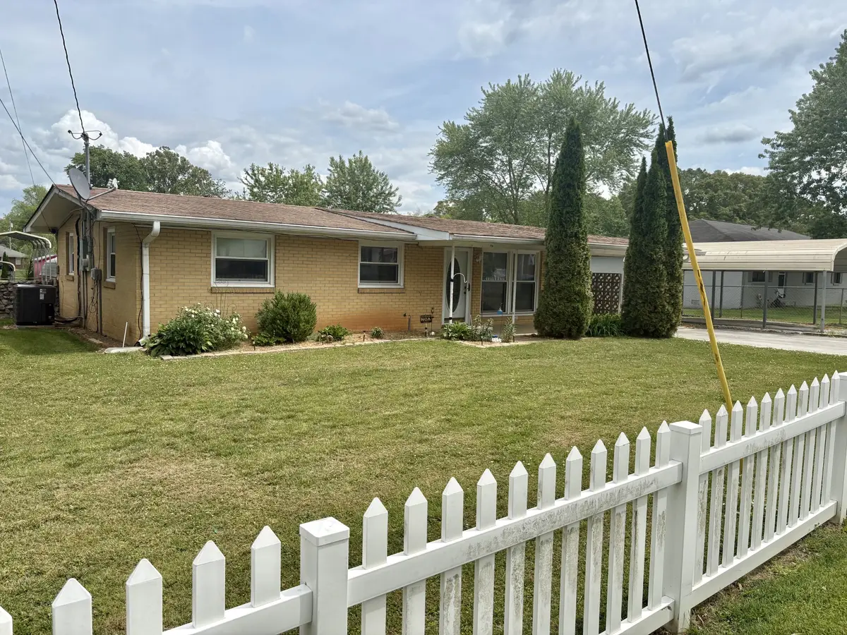 919 Oak St, Manchester, TN 37355 - #1