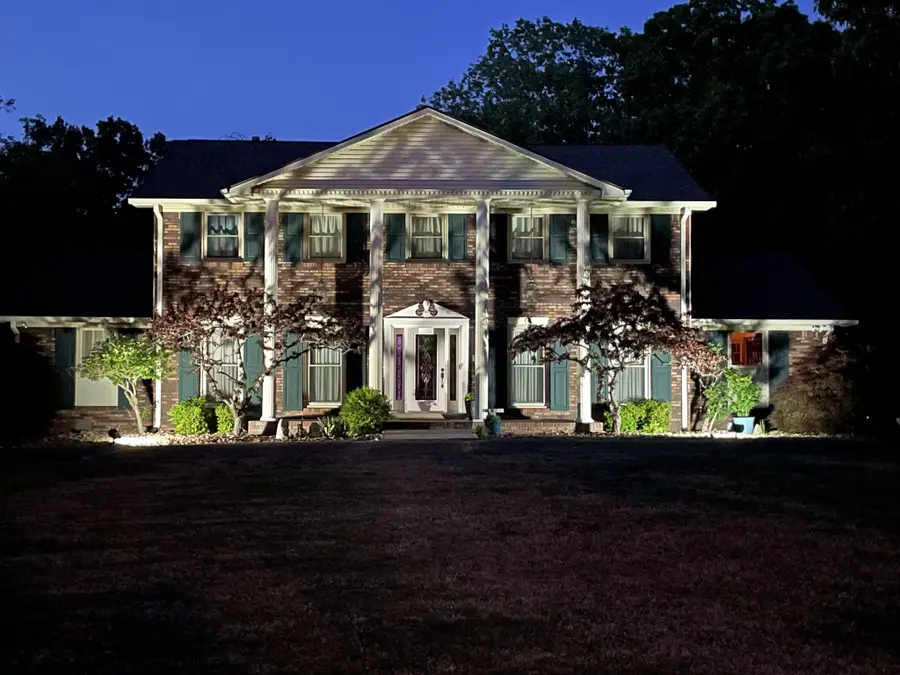 203 Dogwood Dr, Waverly, TN 37185 - #2