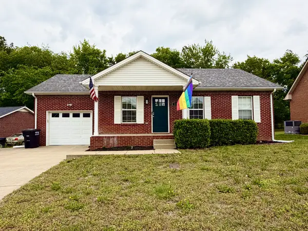 340 Maple Park Dr, Clarksville, TN 37040