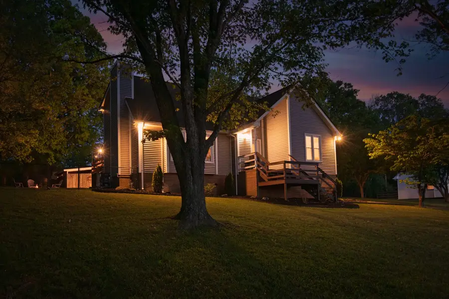 840 Hillside Dr, Springfield, TN 37172 - #2