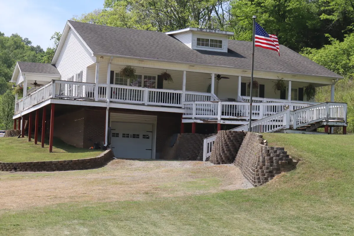 341 Pumpkin Hollow Rd, Liberty, TN 37095 - #1