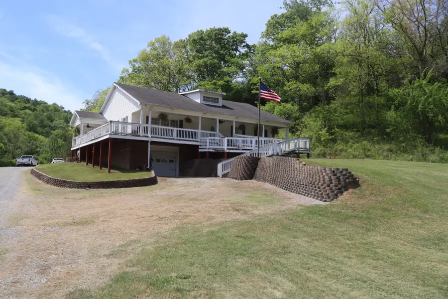 341 Pumpkin Hollow Rd, Liberty, TN 37095 - #3