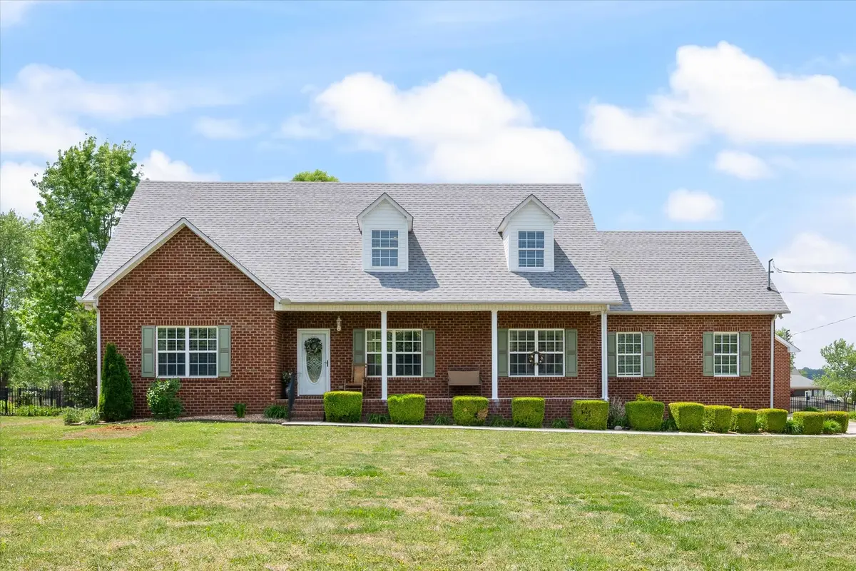 637 Coopertown Rd, Unionville, TN 37180 - #1