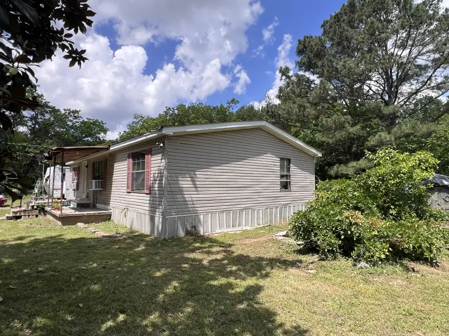 616 Powell St, Paris, TN 38242 - #3