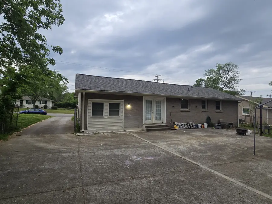 3017 Buenaview Blvd, Nashville, TN 37218 - #2