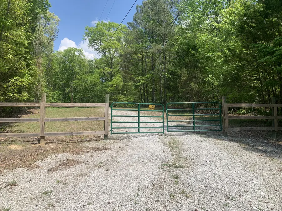 210 Double Check Ln, Belvidere, TN 37306 - #2