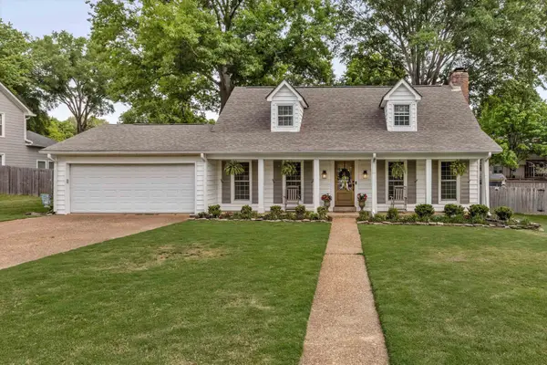 126 E Graycrest Ave, Collierville, TN 38017
