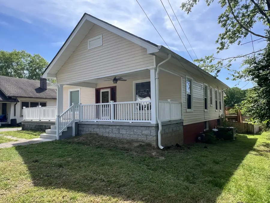 112 S Tarver Ave, Lebanon, TN 37087 - #2