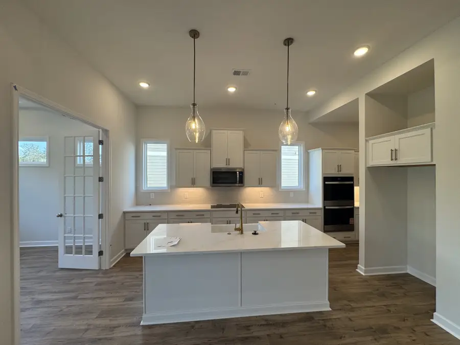 1721 Merkel Rd, Columbia, TN 38401 - #2