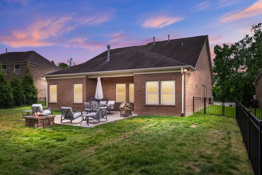 219 Calumet Ct, Gallatin, TN 37066 - #2
