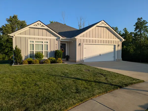 929 Frog Gip Pond Ct, Clarksville, TN 37043