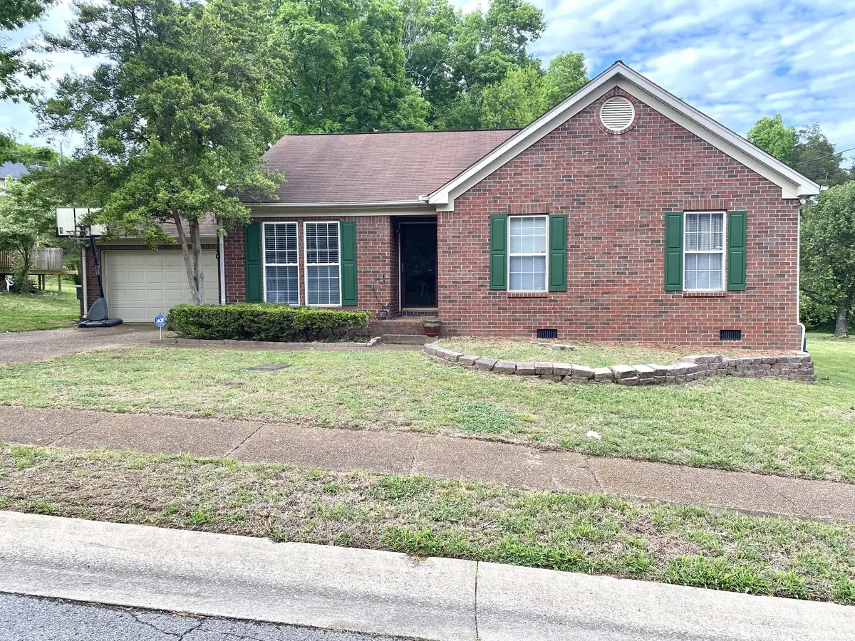 2804 Harbor Lights Dr, Nashville, TN 37217 - #1