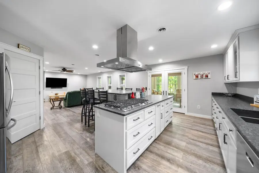 635 Seven Mile Ridge Rd, Indian Mound, TN 37079 - #2