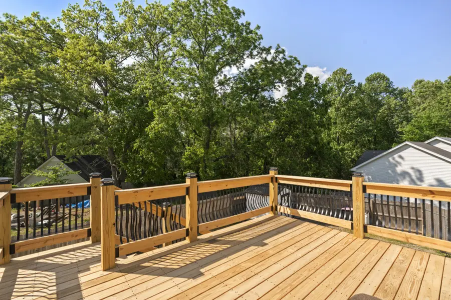 1004 Woodbrier Ln, Greenbrier, TN 37073 - #2