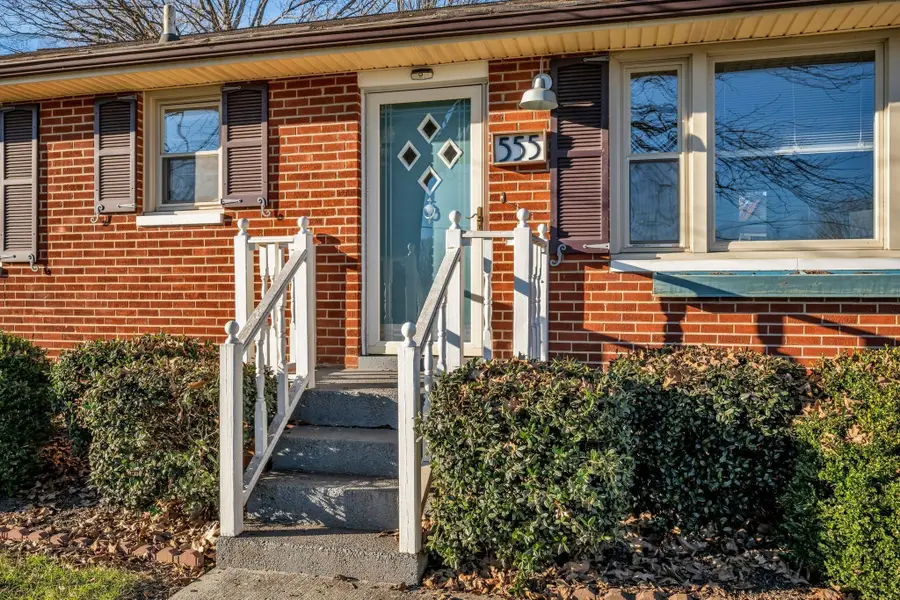 555 Ashe Ave, New Johnsonville, TN 37134 - #2