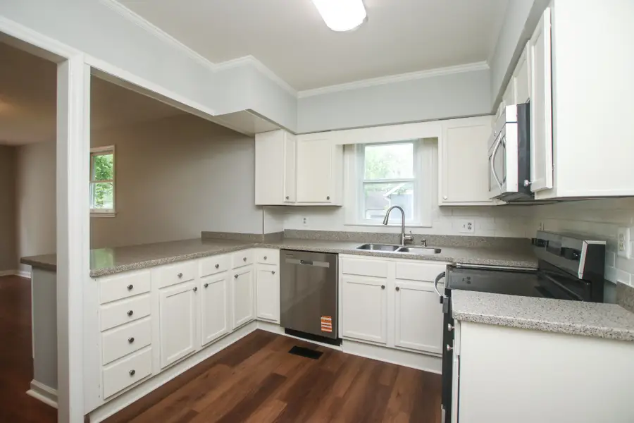828 E Castle St, Murfreesboro, TN 37130 - #2