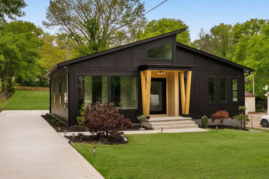 3846 Saunders Ave, Nashville, TN 37216 - #2