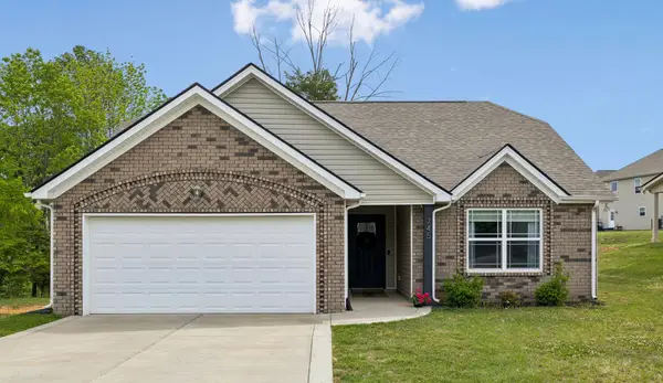 745 Cedar Ln, Springfield, TN 37172