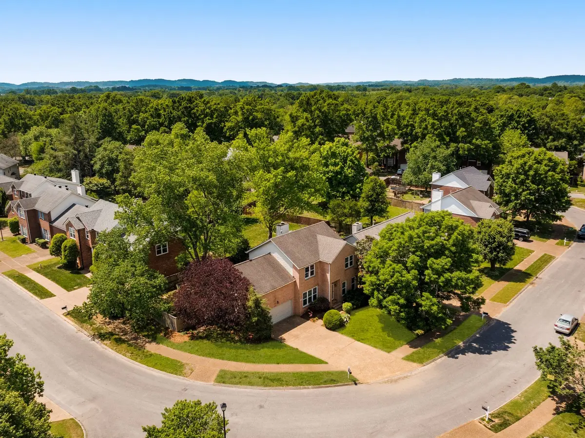 168 Clarendon Cir, Franklin, TN 37069 - #1