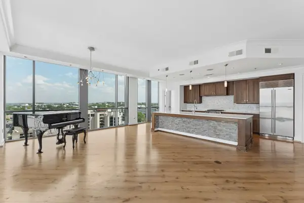 900 20th Ave S #1301, Nashville, TN 37212