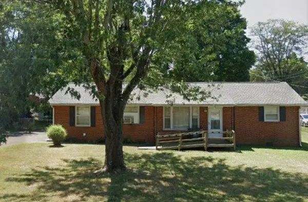 6 Sevier St, Clarksville, TN 37042