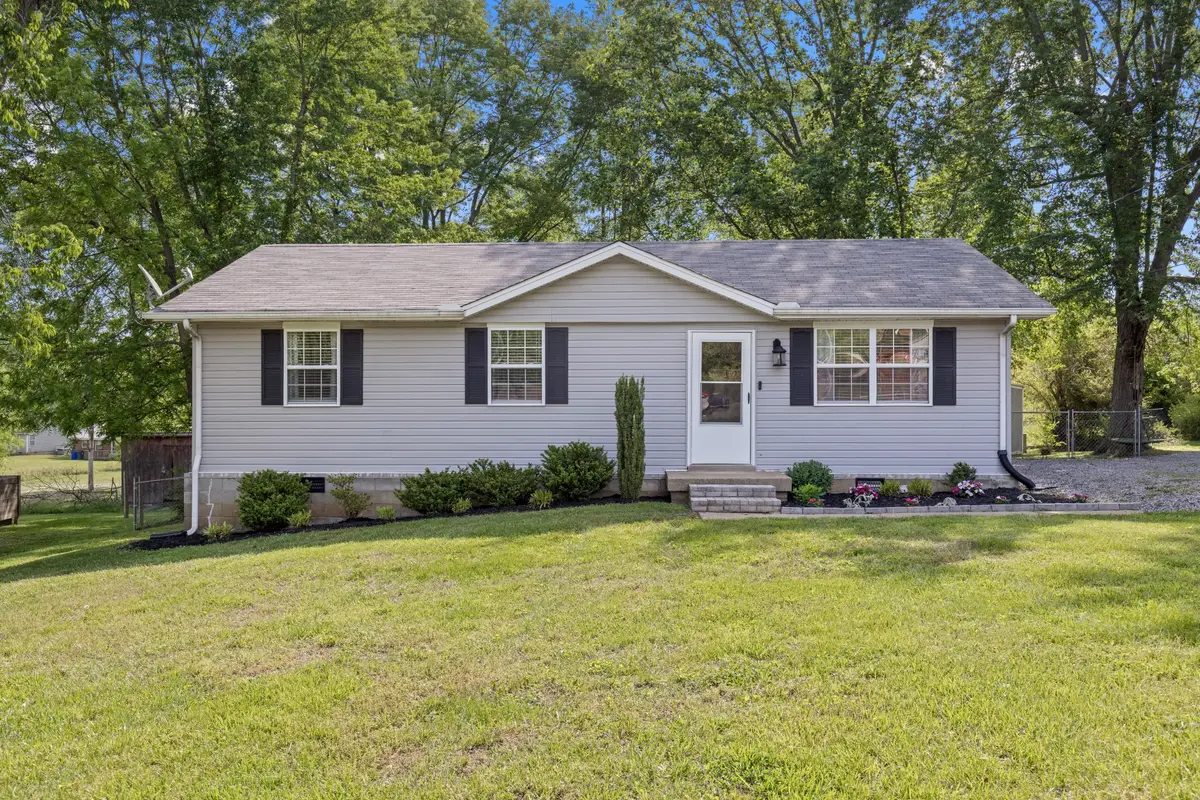 216 Fischer Dr, White House, TN 37188 - #1