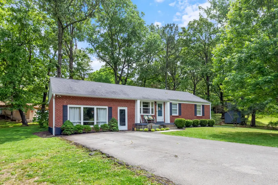 107 Shady Hill Rd, Dickson, TN 37055 - #2