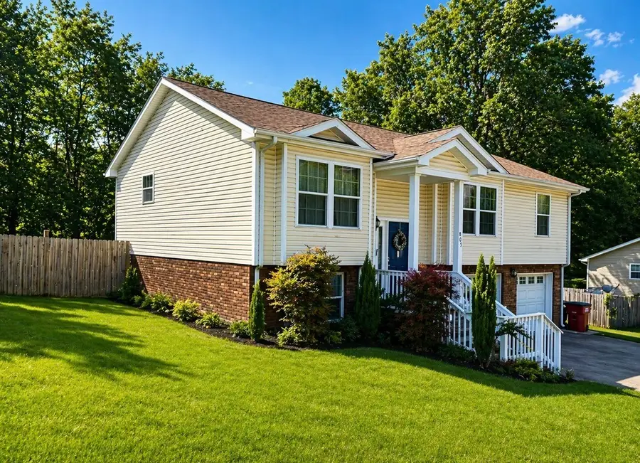 805 Leigh Ann Dr, Clarksville, TN 37042 - #2