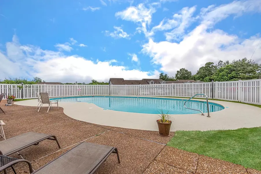 220 Village Cir W #220, Dickson, TN 37055 - #3