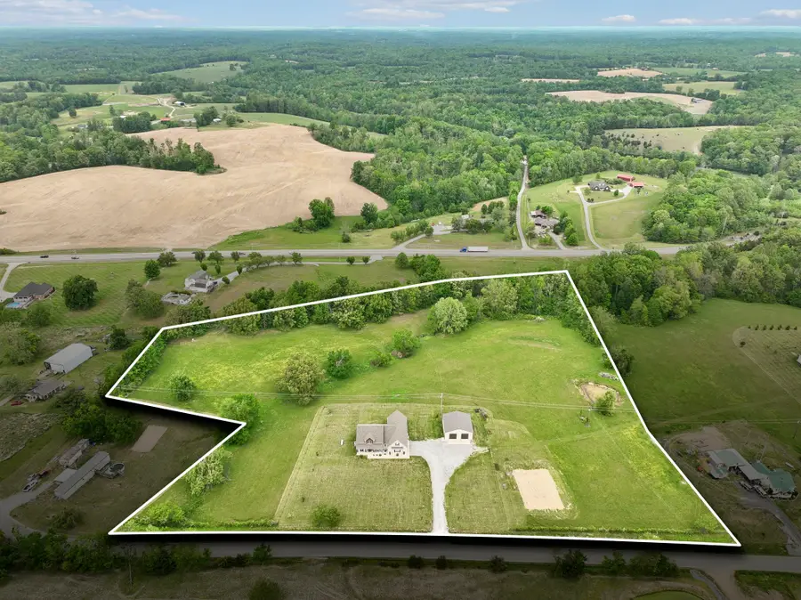 4163 Old Highway 52 E, Westmoreland, TN 37186 - #2