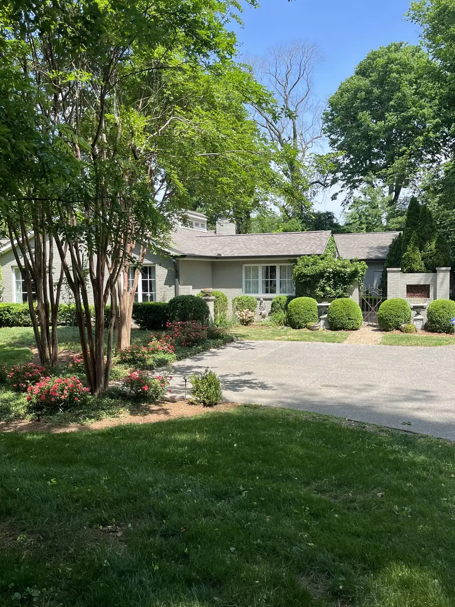 210 Battle Ave, Franklin, TN 37064 - #2