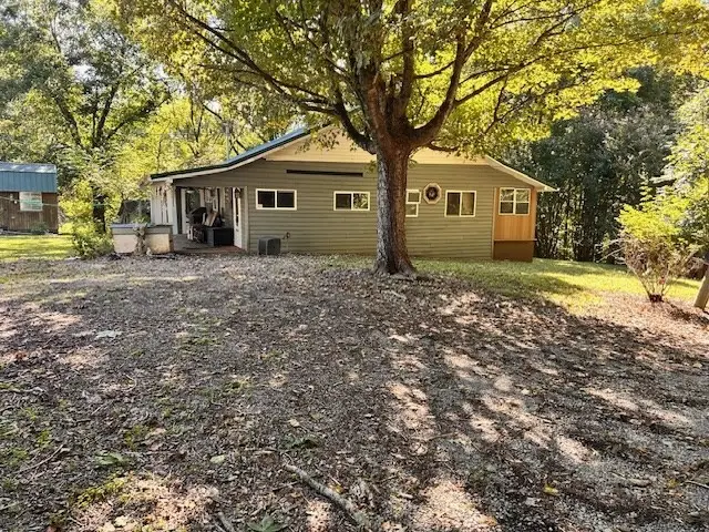 140 Spivey Ln, Gainesboro, TN 38562 - #1