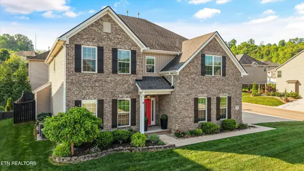1844 Misty Cloud Lane, Knoxville, TN 37932