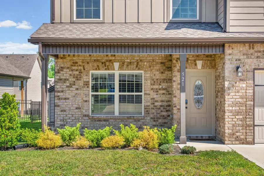 521 Castle Pinckney Ln, Clarksville, TN 37042 - #3