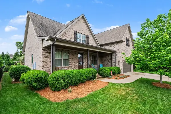 1030 Alpaca Dr, Spring Hill, TN 37174