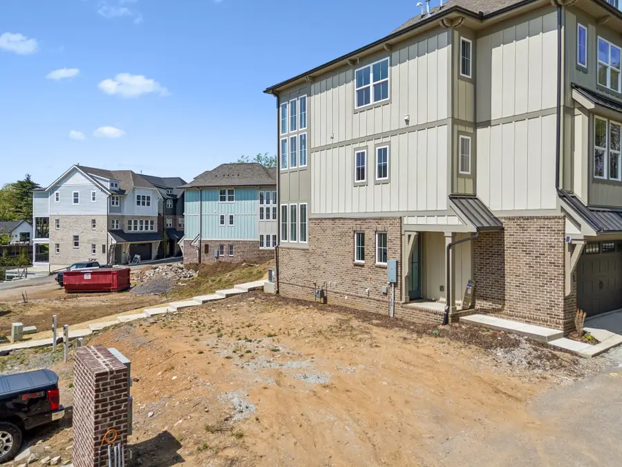 121 Honeywine St, Nashville, TN 37206 - #2