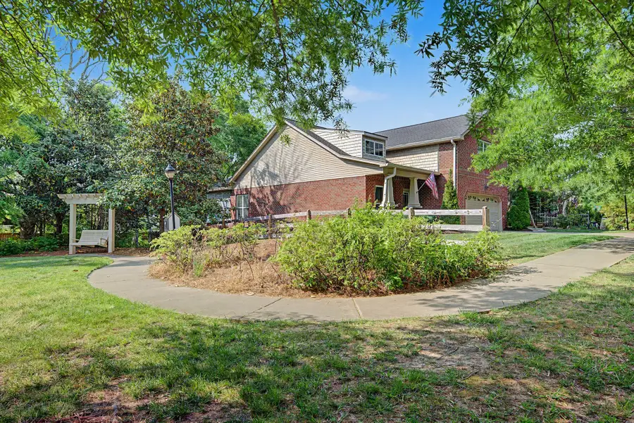 6209 Rivervalley Dr, Nashville, TN 37221 - #2