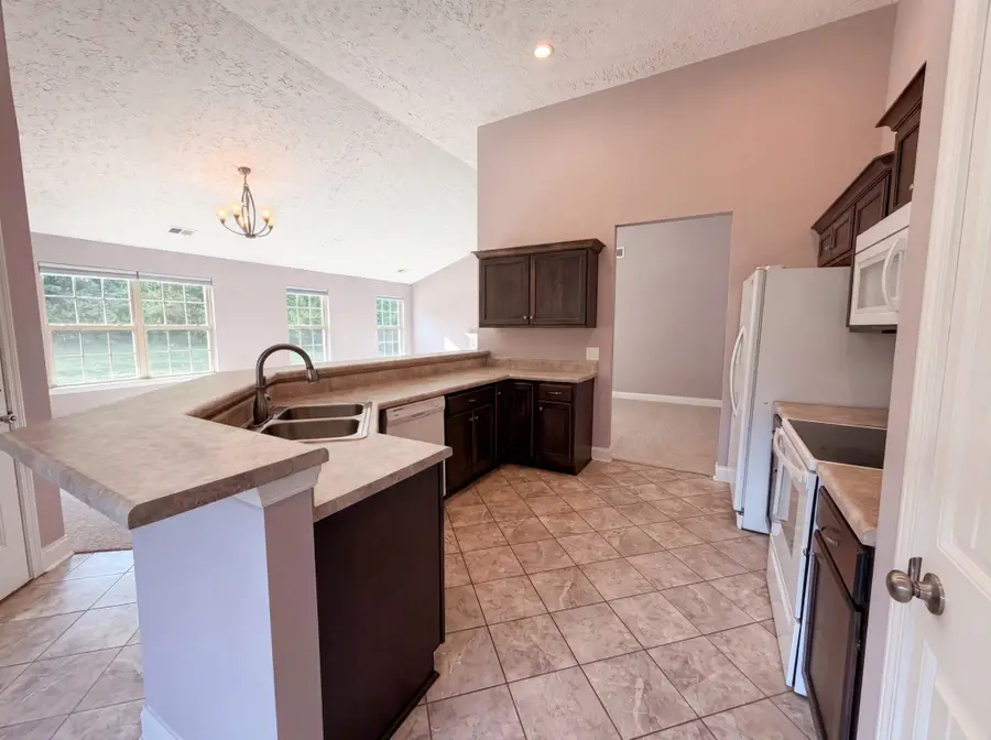 447 Golf Club Ln, Springfield, TN 37172 - #2