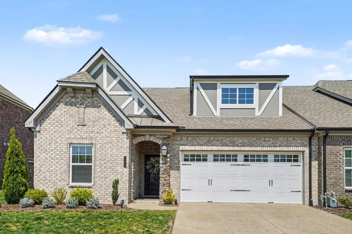 124 Owl Hollow Rd, Hendersonville, TN 37075 - #1