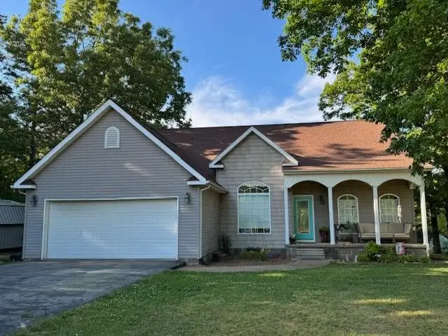 173 Mitchell St, Hohenwald, TN 38462 - #1