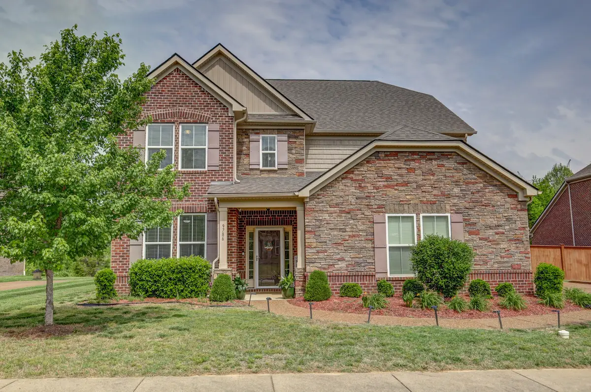 9786 Glenmore Ln, Brentwood, TN 37027 - #1