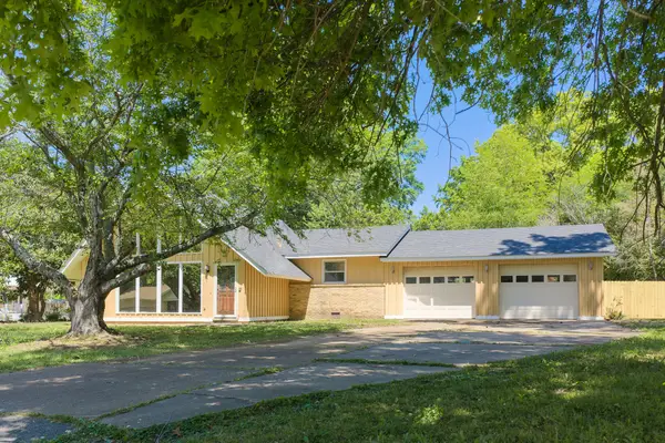 171 Maple Ln, Dresden, TN 38225