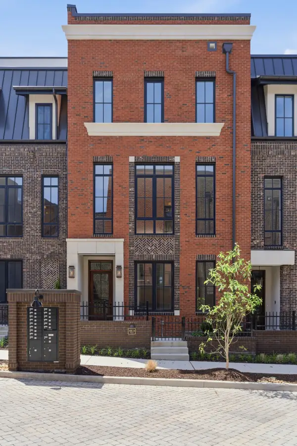 408B Hume St, Nashville, TN 37208